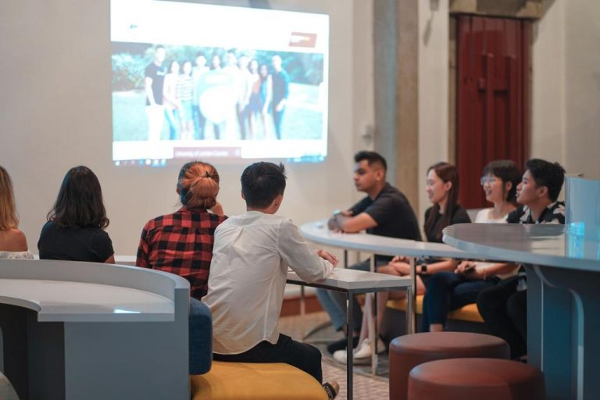 新加坡阿米提全球学院:用教育助你腾飞发展